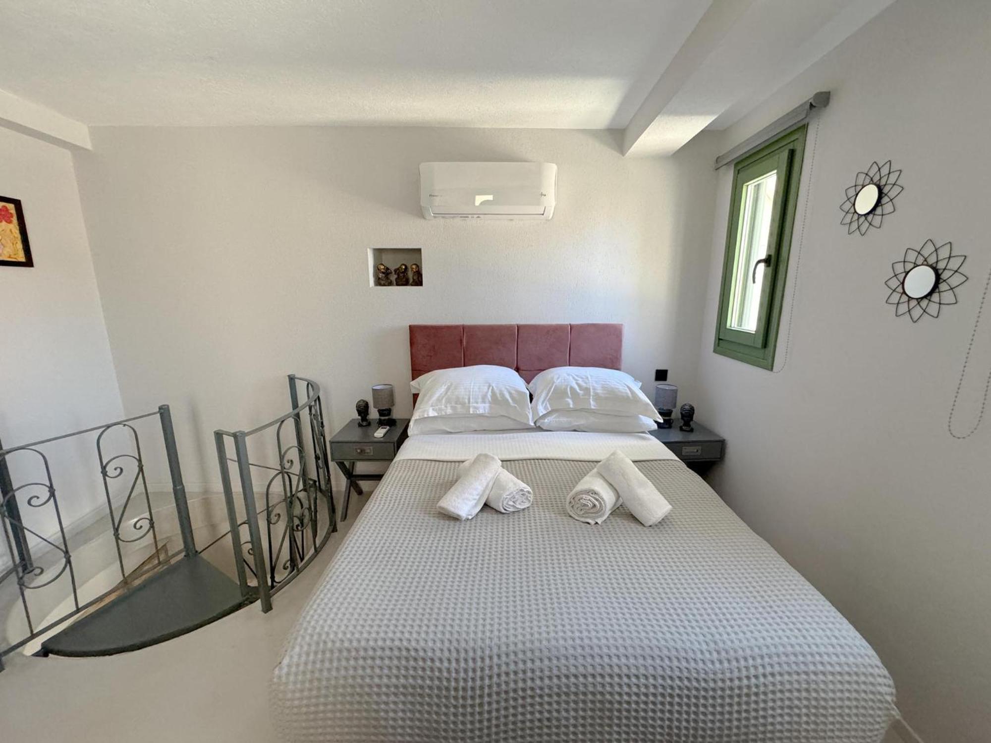Art Gray Maisonette Apartment