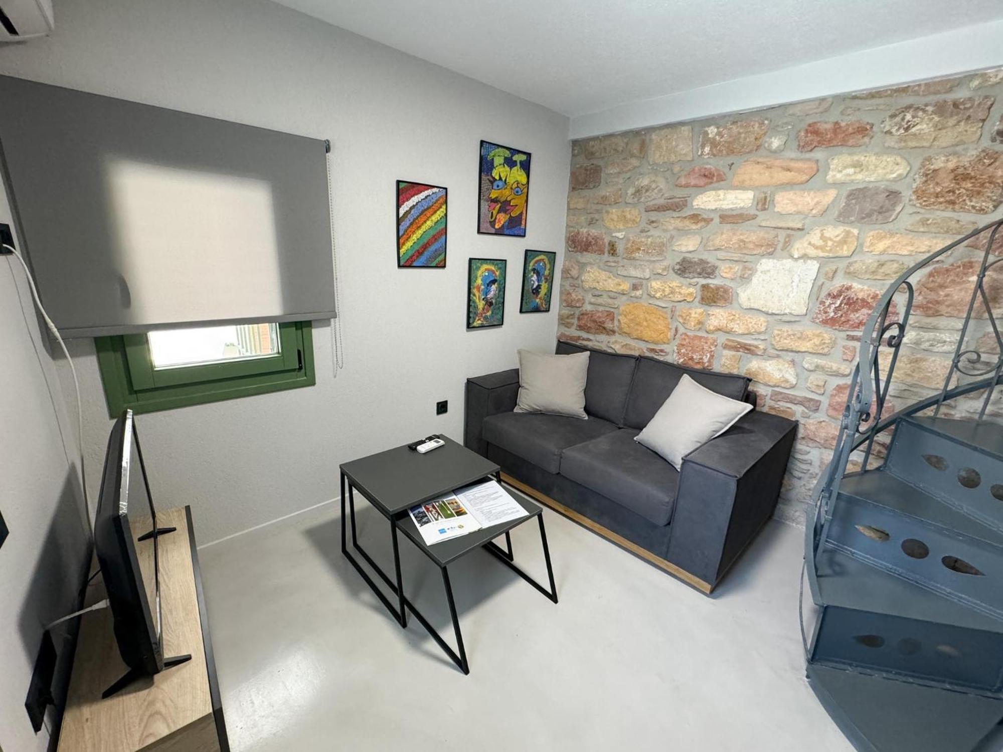 Art Gray Maisonette Chios Town